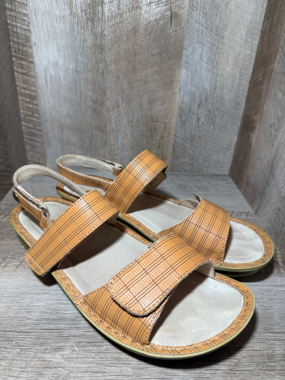 ALEGRIA Leather Slingback Sandals